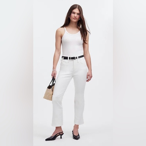 NWT Madewell Mid-Rise Kick Out Ankle Jeans in White, Sizes 25, 26T, & 27 - Picture 1 of 13